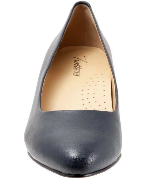 Trotters Kari 6.5 Women's Navy