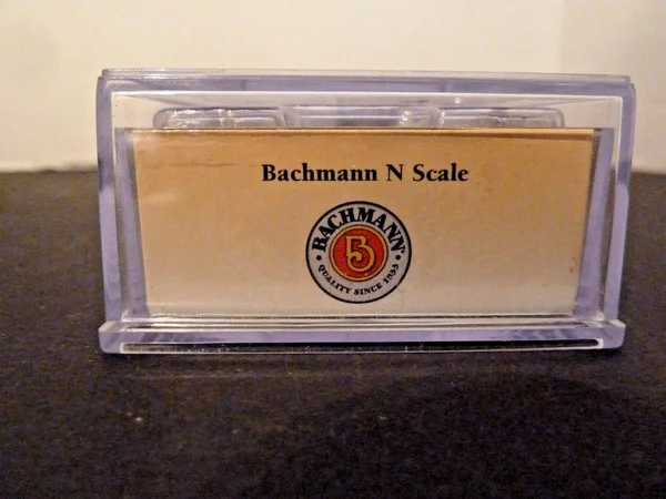 Bachmann 16751 N Santa Fe 52&6x22 Flatcar w/35& Navajo Trailer