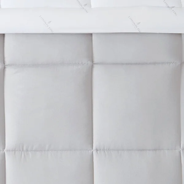 London Fog Super Soft Down Alternative Comforter - Full - Queen - Navy/White