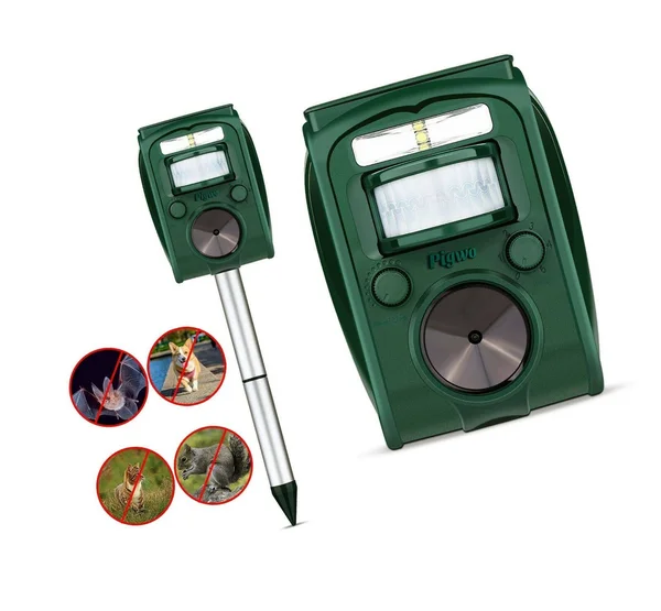 PIGWO Ultrasonic Animal Repellent Solar Powered Pest Repeller Waterproof Outdoor Repellent with Motion Activated PIR Sensor Effe