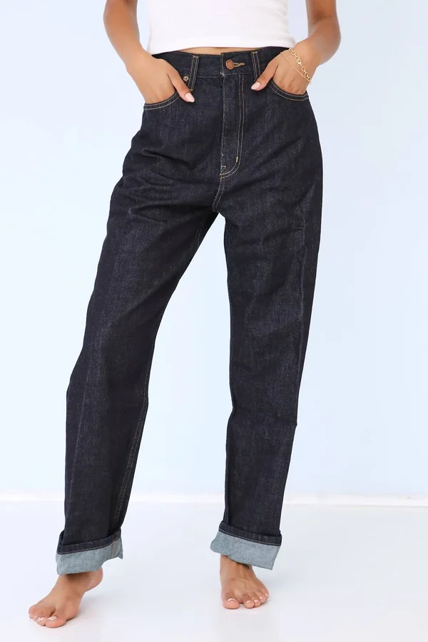 Womens Heaven High Rise Relaxed Mom Jean in Dark Denim Size 30 by Fashion Nova