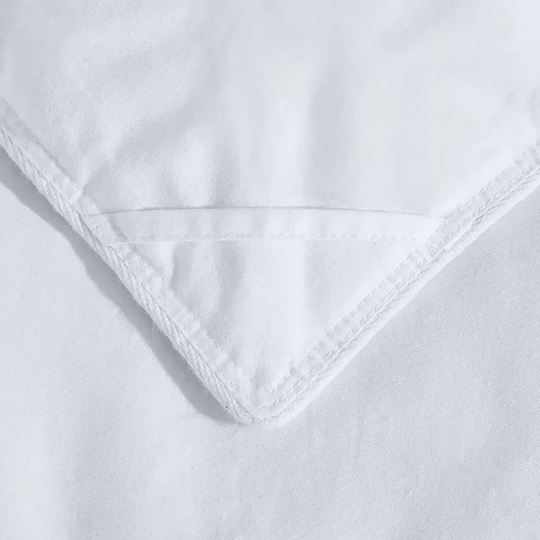 Puredown Ultra Premium All Season Down Duvet Size: King
