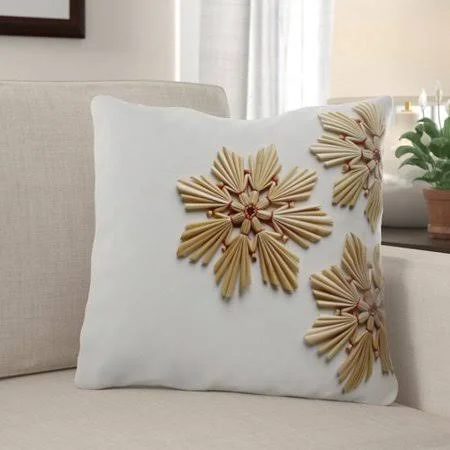 Perlman Christmas Indoor/Outdoor Canvas Throw Pillow The Holiday Aisle