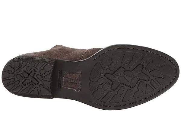 Born Kerri Peltro D89922 (Women's) 8.5