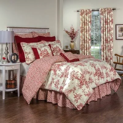 Kliebert Red/Cream Reversible Traditional Comforter Lark Manor Size: Queen Comforter