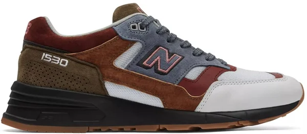 New Balance 1530 Shoes - Size 10