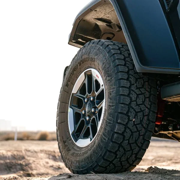 Toyo 255/70R16 Tire - Open Country A/T III - 356160