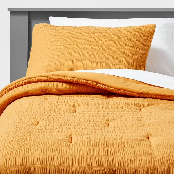 Full/Queen Seersucker Comforter Set Yellow - Pillowfort - Girl's