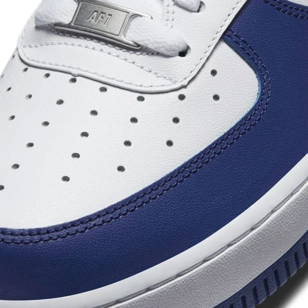 Nike Air Force 1 Low 07 - Mens