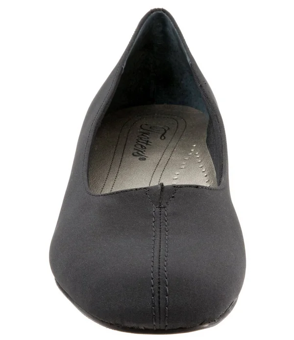 Trotters Doris Pumps - Women's, Black Micro, Size: 8