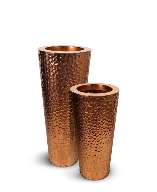 Le Present J256 Stainless Steel Cone Hammered Copper Planter - Hammered Copper - 36 x 14 x 14 in.