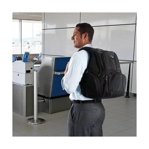 Kensington Contour Overnight Backpack Notebook carrying backpack