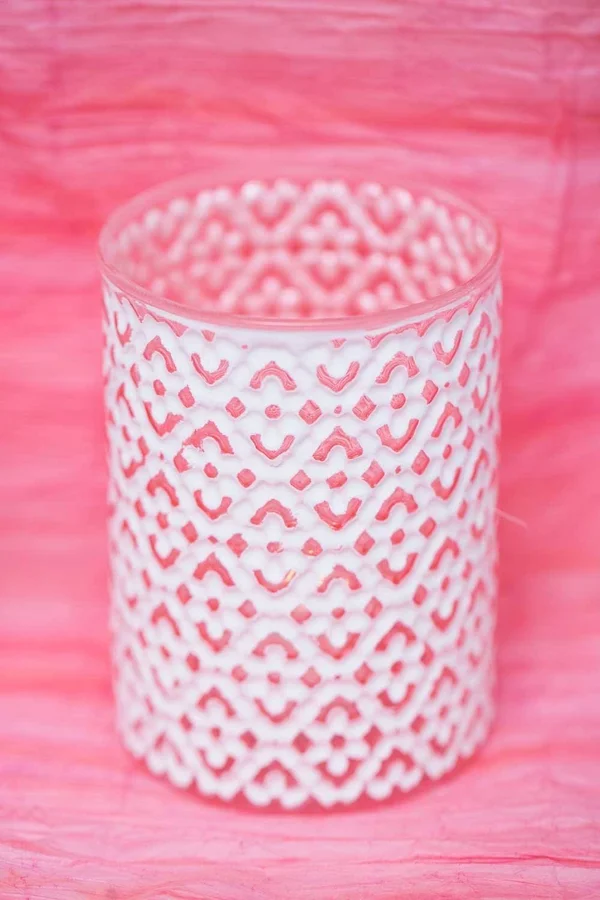 Richland Daisy White Vase Set of 48 by Quick Candles