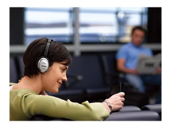 Bose QuietComfort 3 Acoustic Over-Ear Headphones - Noise-Canceling