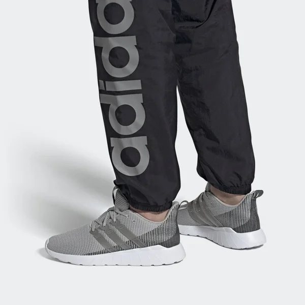 Adidas Questar Flow 10 Men's Grey