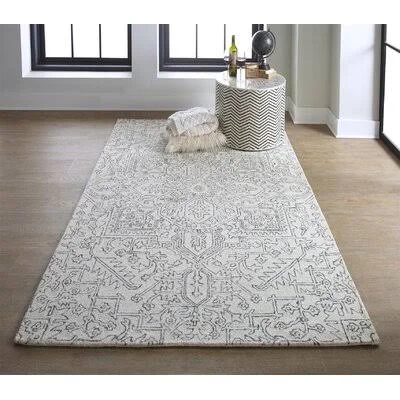 Floral Handmade Tufted Wool Gray/Ivory Area Rug Dakota Fields