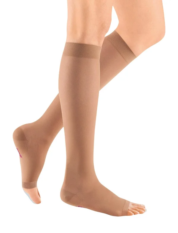 Mediven Sheer & Soft 20-30 mmHg Knee High Open Toe-I-Natural
