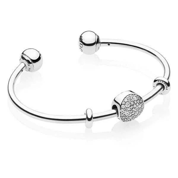 Pandora Wintry Holiday Open Bangle Gift Set